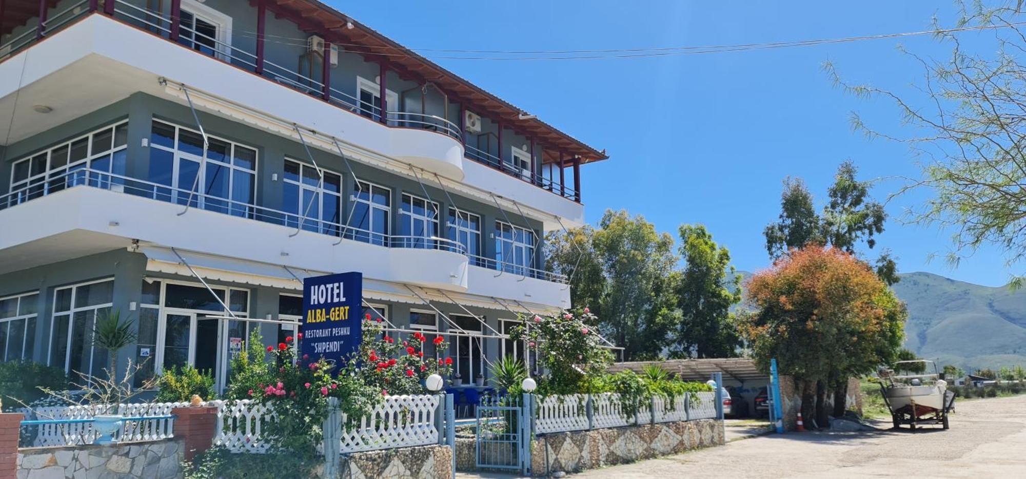 Hotel Alba-Gert Orikum Exterior foto