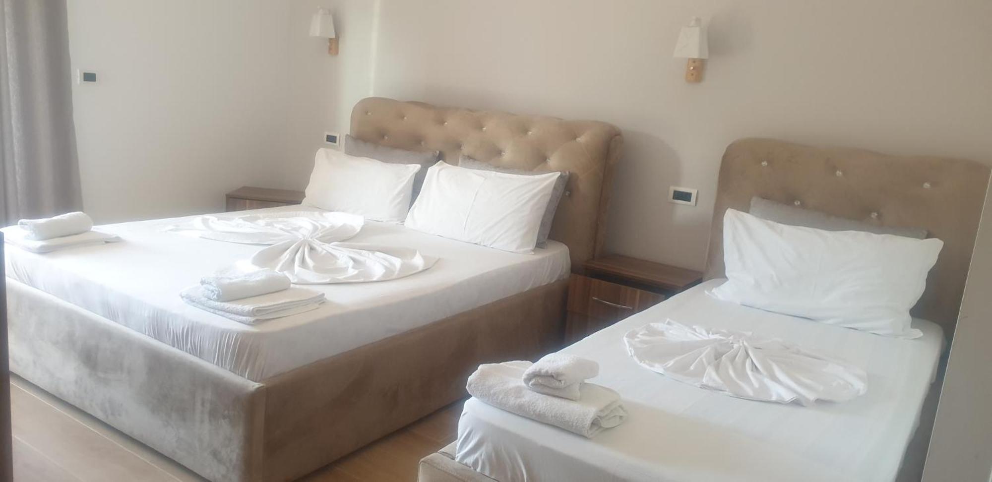 Hotel Alba-Gert Orikum Cameră foto